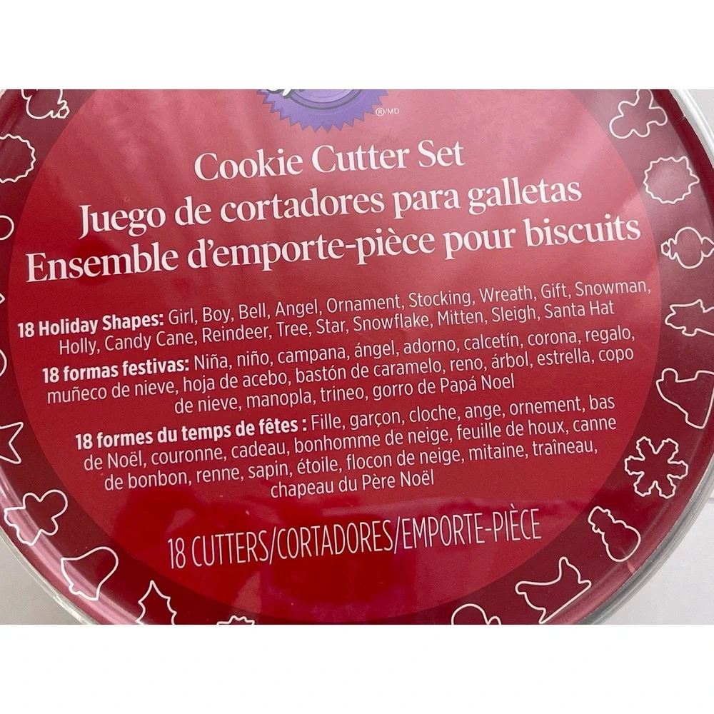 Wilton 18 Piece Metal Holiday Cookie Cutter Set Christmas‎ Shapes Storage Bucket